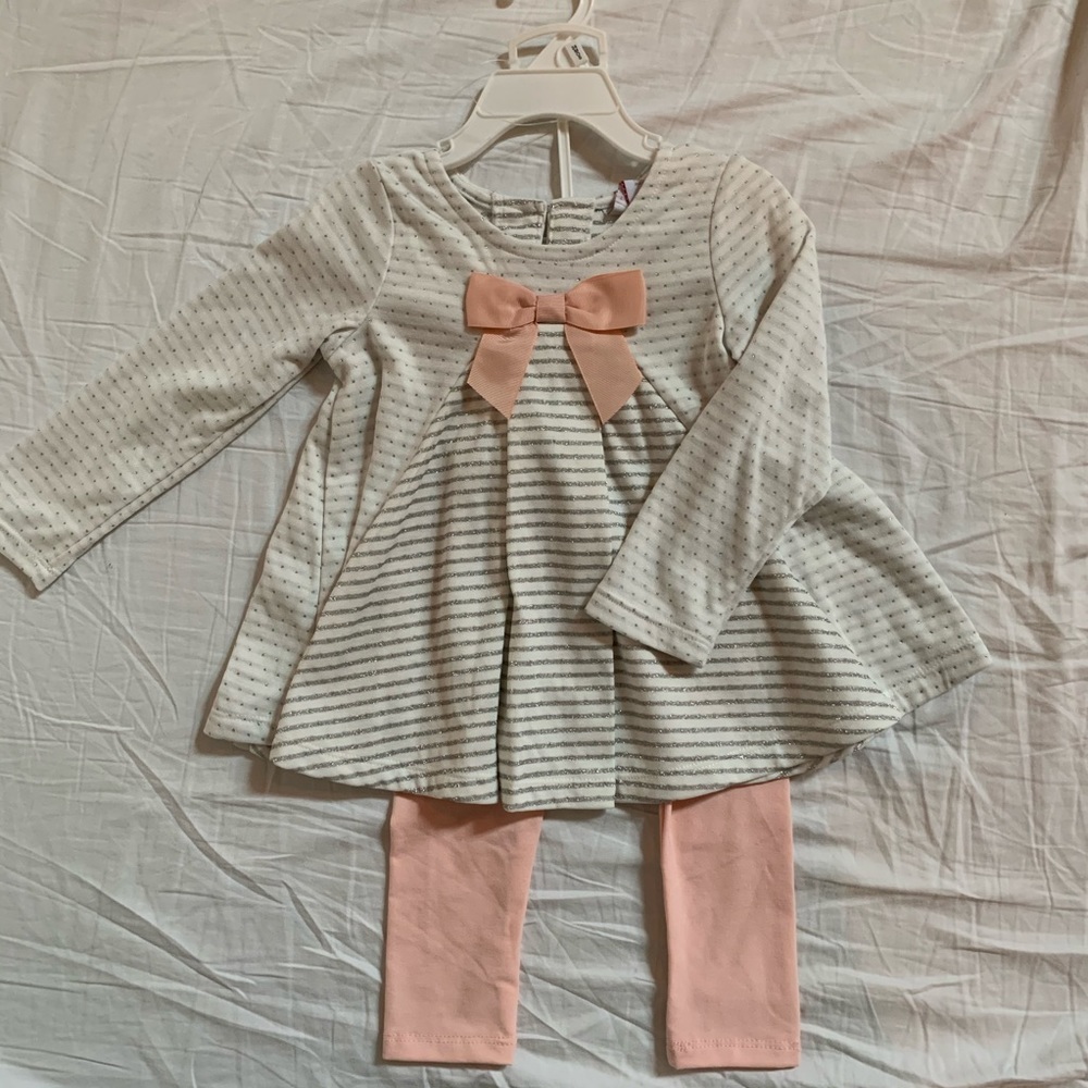 NWT Dylan & Abby Matching Set